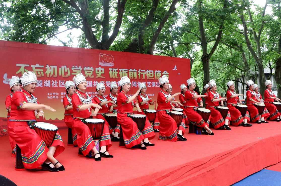 大学生毕业档案不在自己手里怎么办？游戏画面